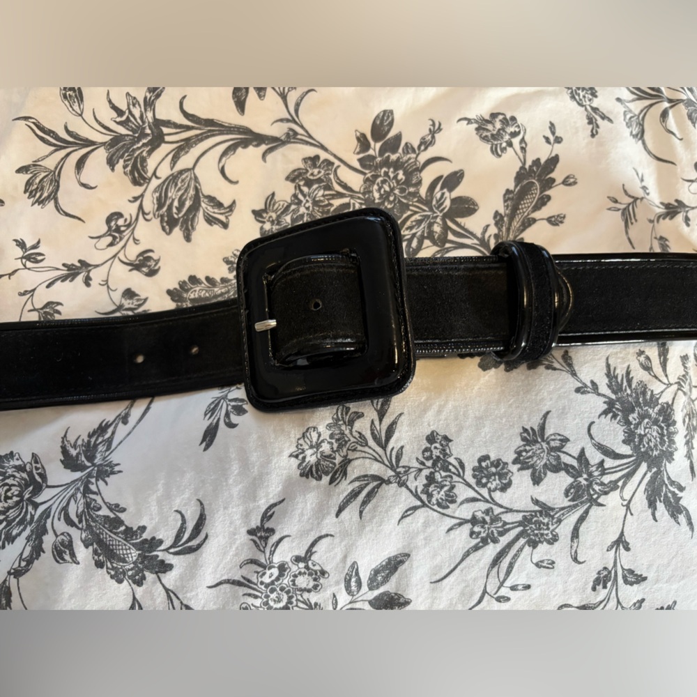 Banana republic leather Black Belt - Picture 1 of 5